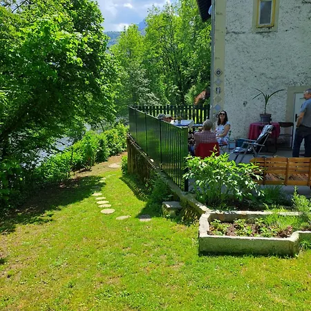 Thegarden Bed&bike شقة غموندين